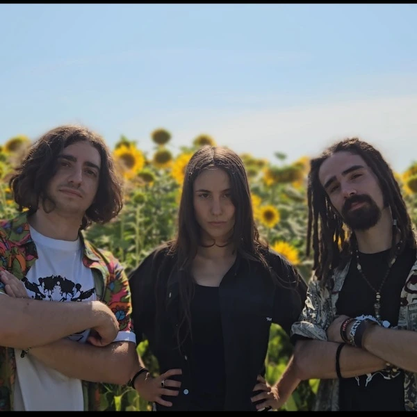 Jhary & the White Noise